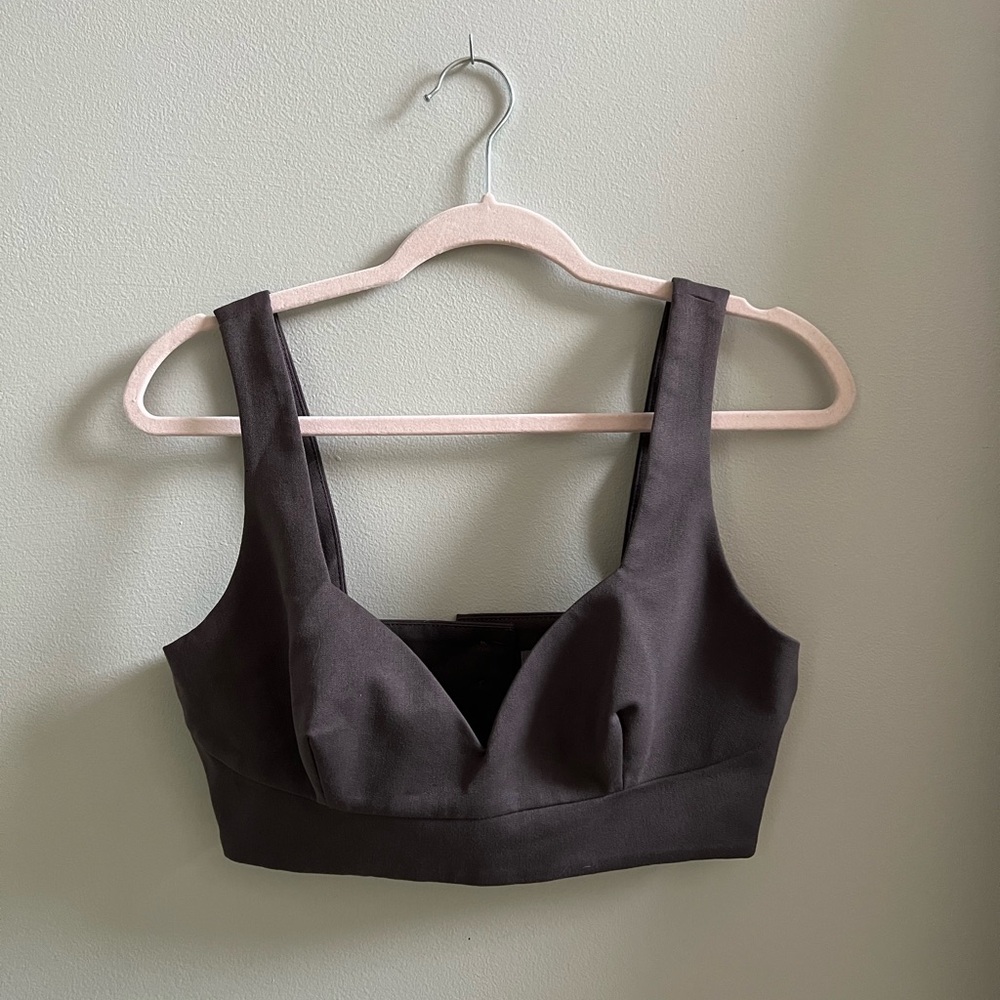 Lichi Button Under Blazer Crop Top Size M